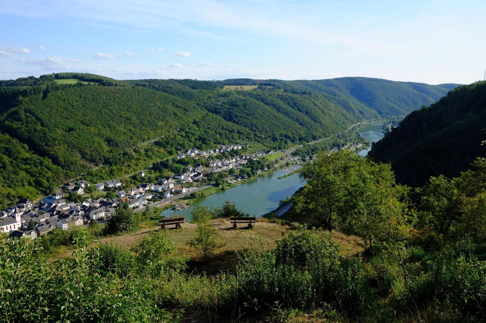 Ferienwohnung-Zum-Kueppchen Münstermaifeld Buitenkant foto